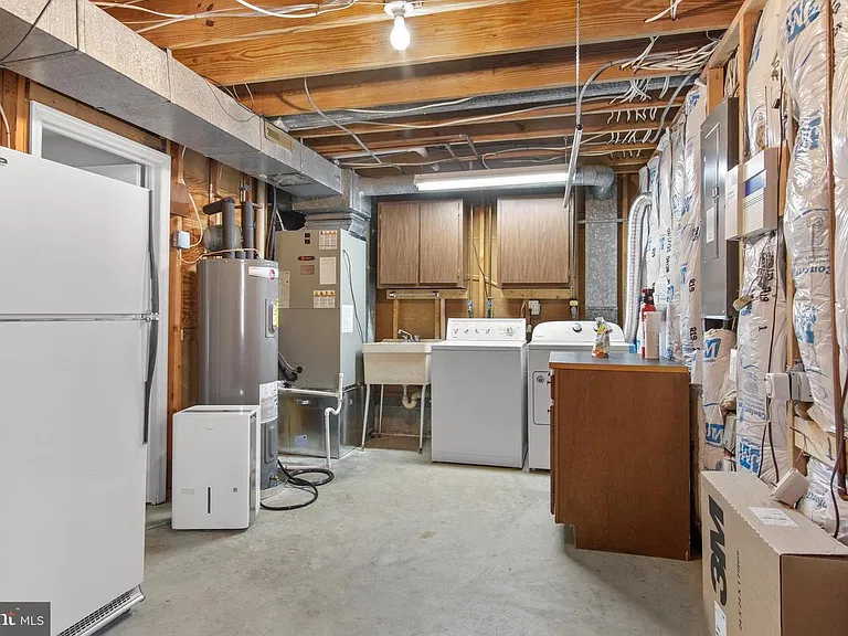 2798 Alton Hotel Ct — Photo 37