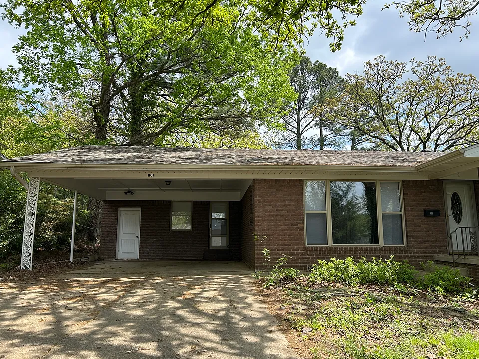 1101 N Coolidge St