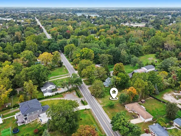 1053 Savage Rd, Van Buren Township, MI 48111