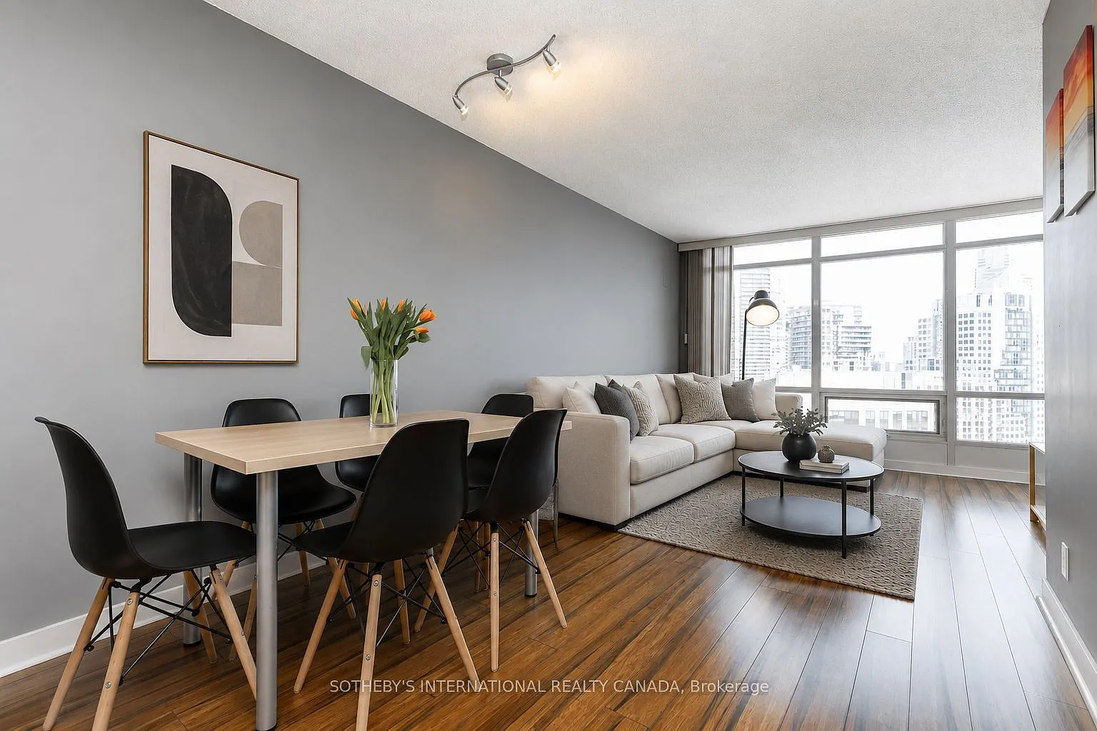 2 bed, $2,650 — Photo 2