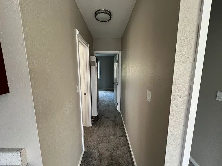 1310 Los Robles Blvd #B — Photo 10