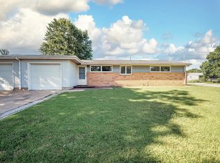 1325 Derby St, Salina, KS 67401
