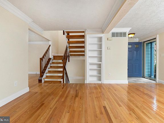 3rd image of 7723 Camp Alger Ave