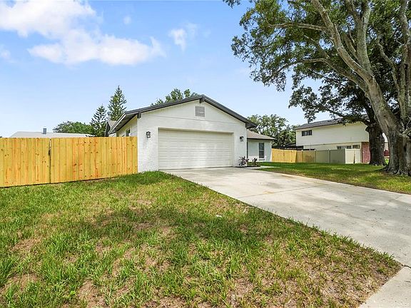 3rd image of 1901 LAKEVIEW DRIVE