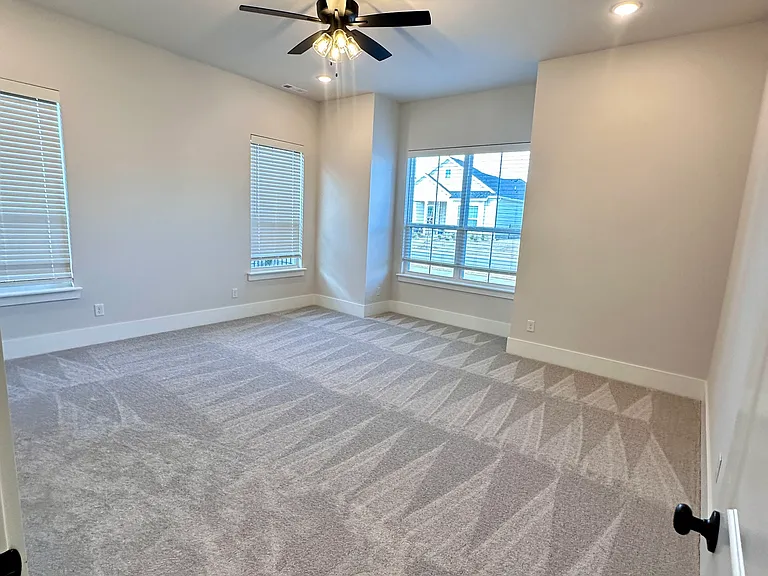 6905 Autumn Ave — Photo 4
