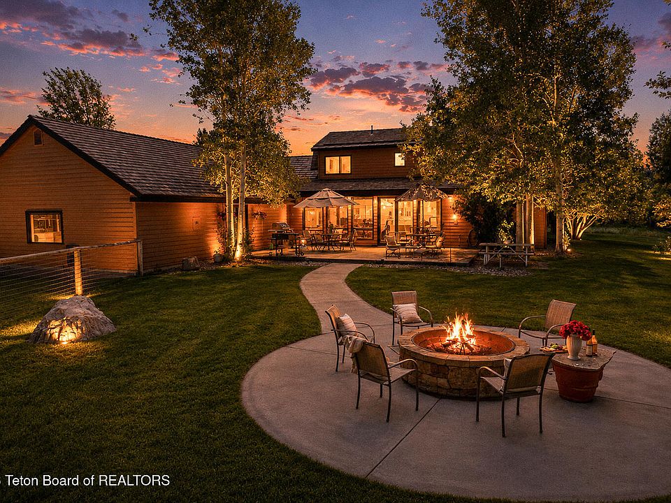 1st image of 5450 Shoshone Dr