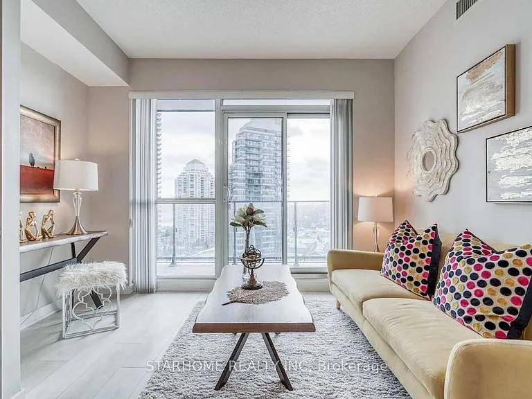 2220 Lake Shore Blvd W #1810 — Photo 3