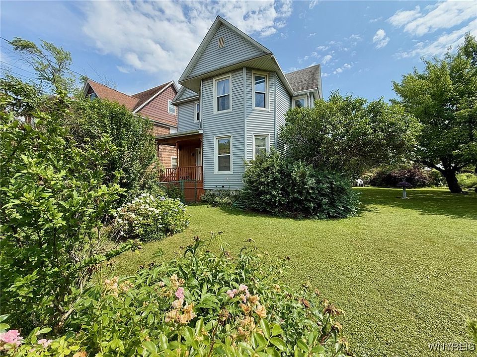 1st image of 2821 Walnut Ave