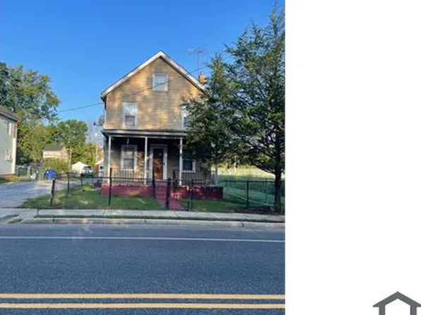 207 S Main St, Glassboro, NJ 08028