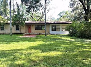 2412 Wallace Rd, Lutz, FL 33549