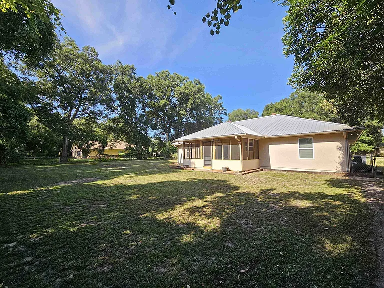 4225 Oak Ln — Photo 20