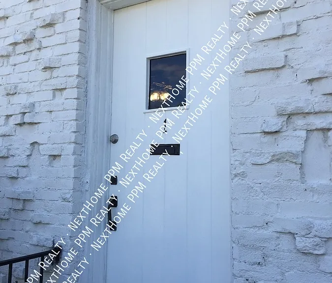 1851 Capital Ave #1 — Photo 2