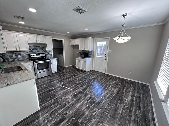 2nd image of 2361 White Pine Dr