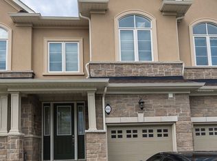 1085 Garner Rd E, Hamilton, ON L9G0G9