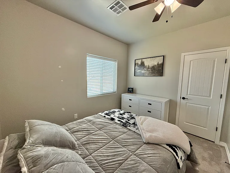 4069 W Camille Pl — Photo 22