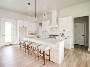 2237 Stone Mdw, Fredericksburg, TX 78624