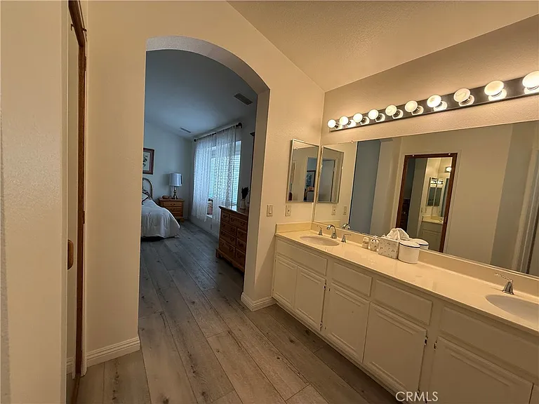 16236 Peppertree Ln — Photo 16