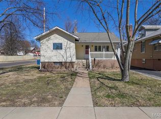 8965 Argyle Ave, Saint Louis, MO 63114