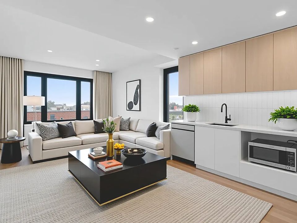 1st image of 827 Sterling Pl #3G