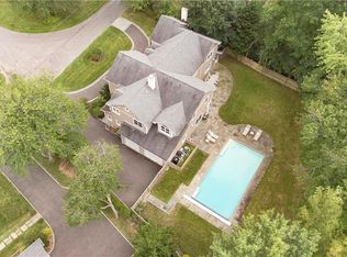 9 Canterbury Rd S, Harrison, NY 10528