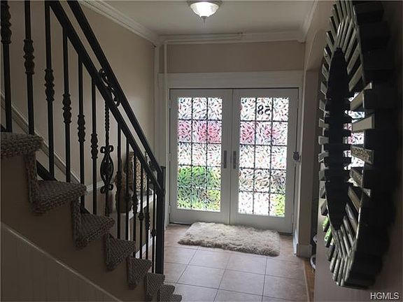 5th image of 58 Alder St