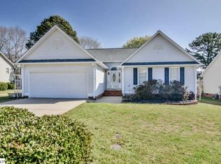 16 Fitzpatrick Ct, Fountain Inn, SC 29644