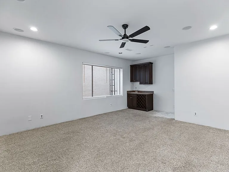 21439 E Maya Rd — Photo 27