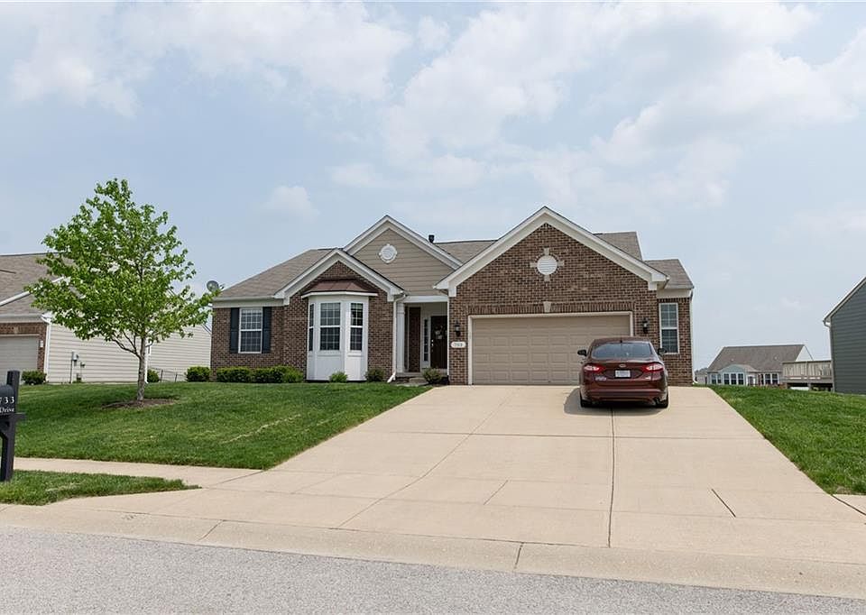 1st image of 733 Pigeon Dr