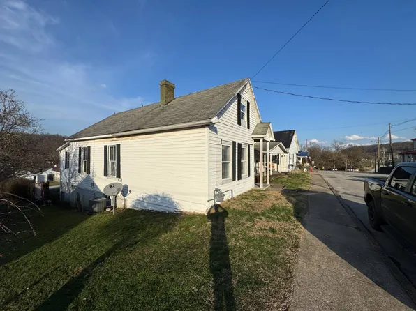 1421 Forest Ave, Maysville, KY 41056