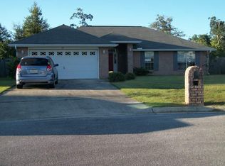 1101 Longview Ct, Cantonment, FL 32533