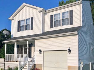 7724 West Dr, Glen Burnie, MD 21060