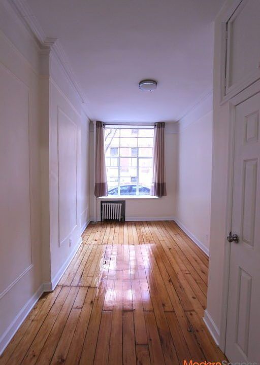 2nd image of 215 W 16th St APT 1FE