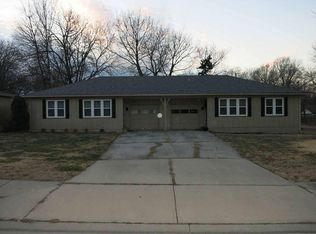 7802 Newton St #2, Overland Park, KS 66204