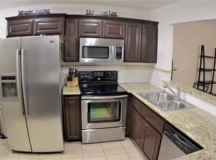 2209 W Parkside Dr, Grand Prairie, TX 75052