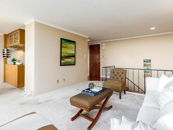 4th image of 1000 Urlin Ave APT 507