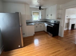 2811 Locust Grove Rd, Bluefield, WV 24701