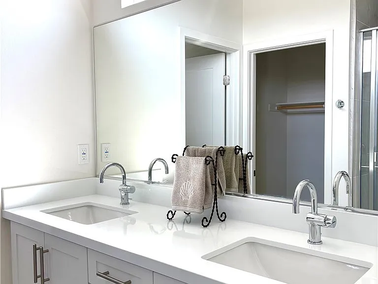7267 Aura Cir — Photo 12