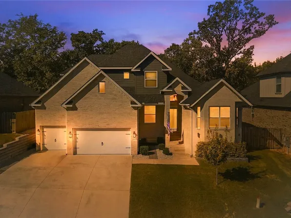 1903 NE Steinbeck Dr, Bentonville, AR 72712