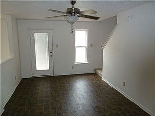 4th image of 2640 Brewster Ln