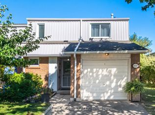 453 Woodview Rd #7, Burlington, ON L7N 2Z9