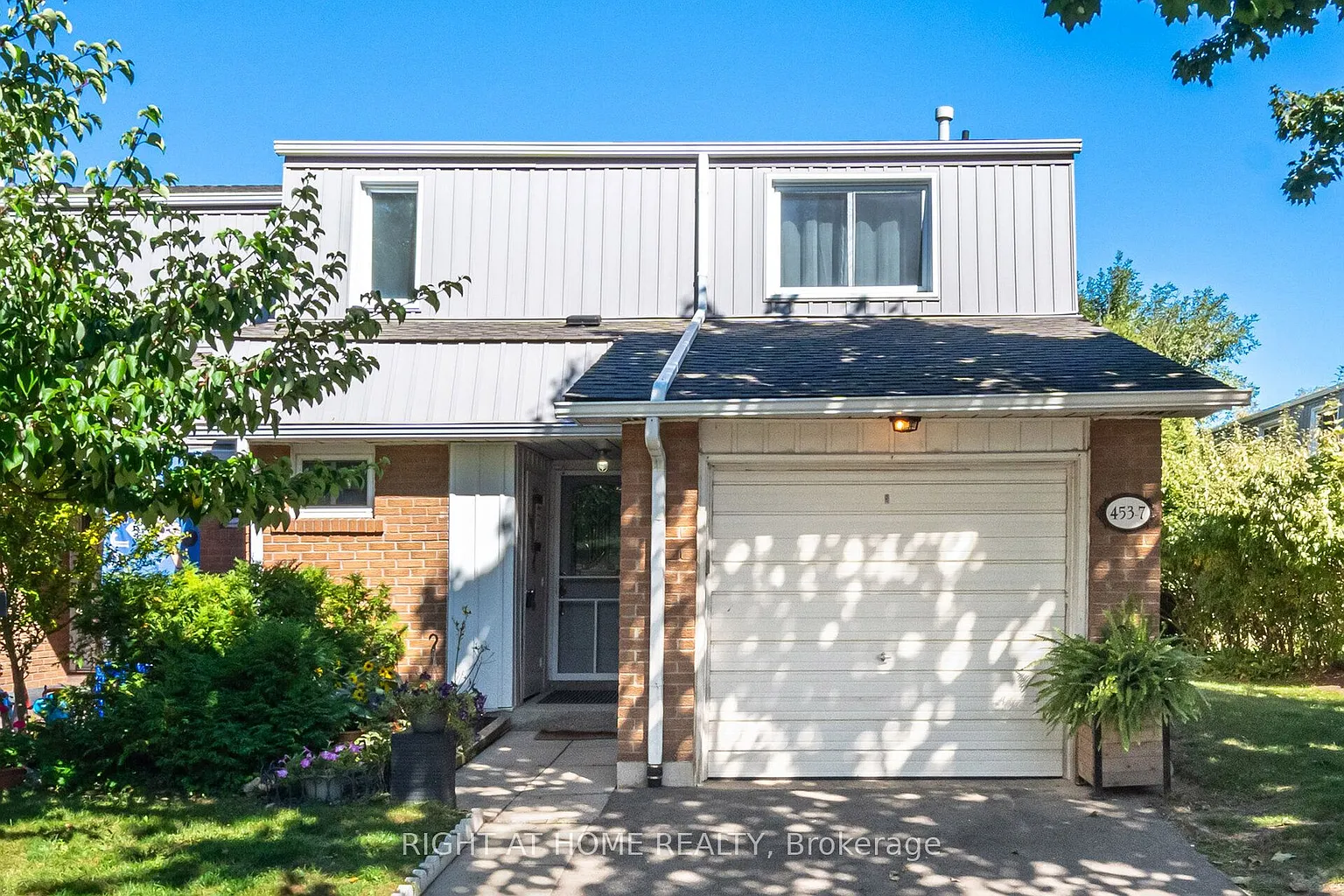 453 Woodview Rd #7 photo 1