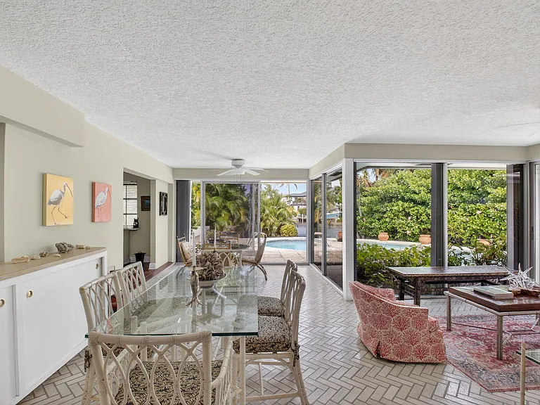 30 Spanish River Dr — Photo 10