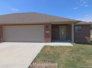 2492 Travelers Way, Jackson, MO 63755