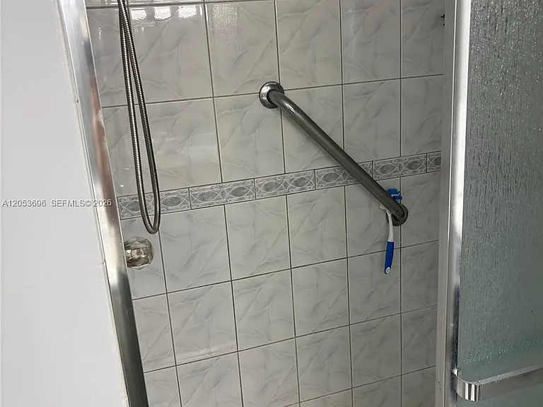 427 Golden Isles Dr #10D — Photo 14