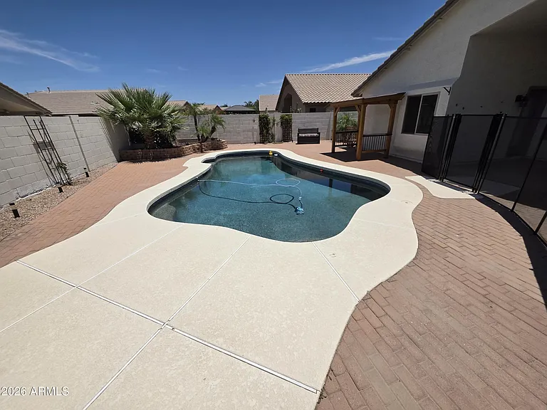 2442 E Nathan Way — Photo 44