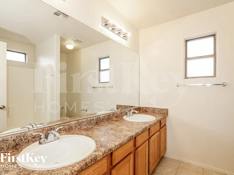5157 W Laurel Ave — Photo 9