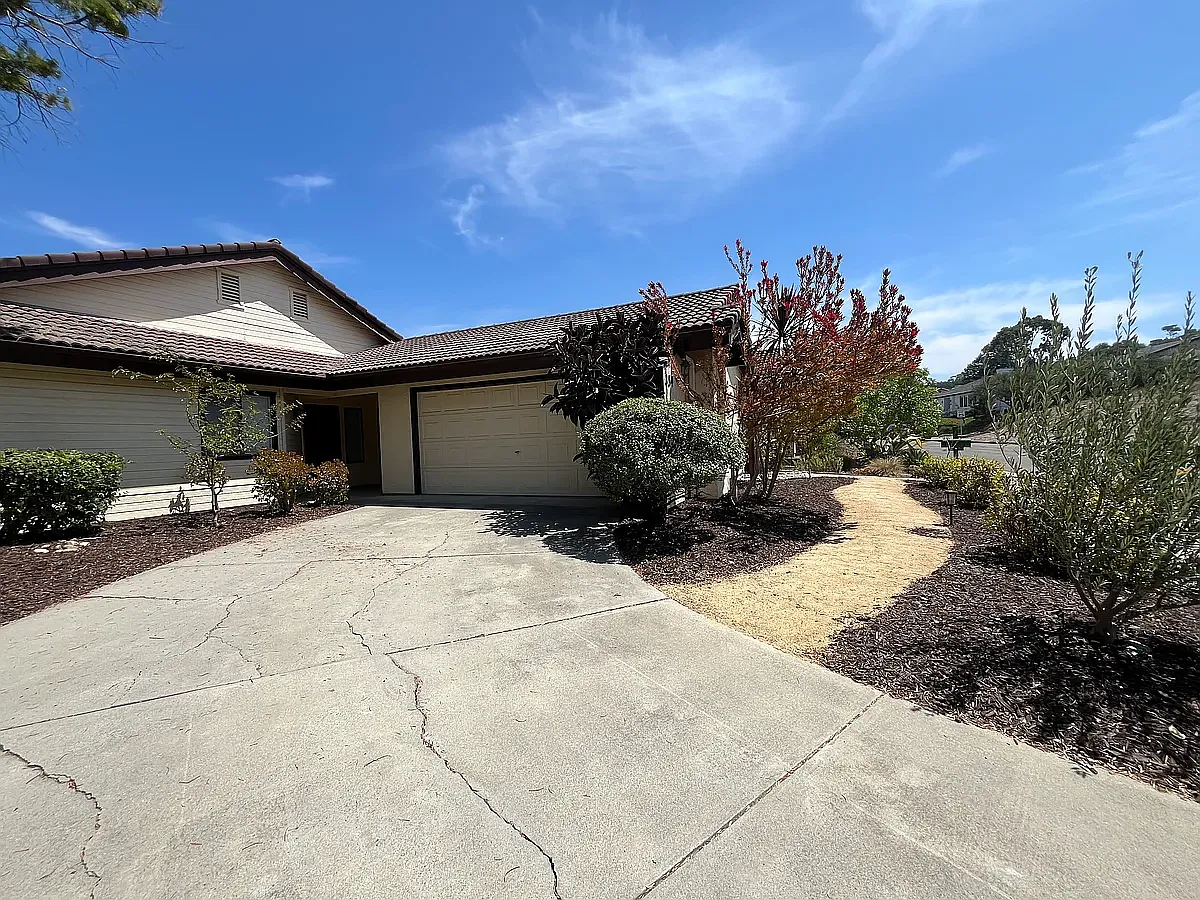 3 bed, 1708 sqft, $3,800 — Photo 1