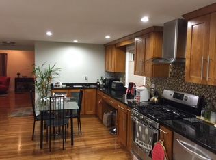 5 Badger Cir, Milton, MA 02186