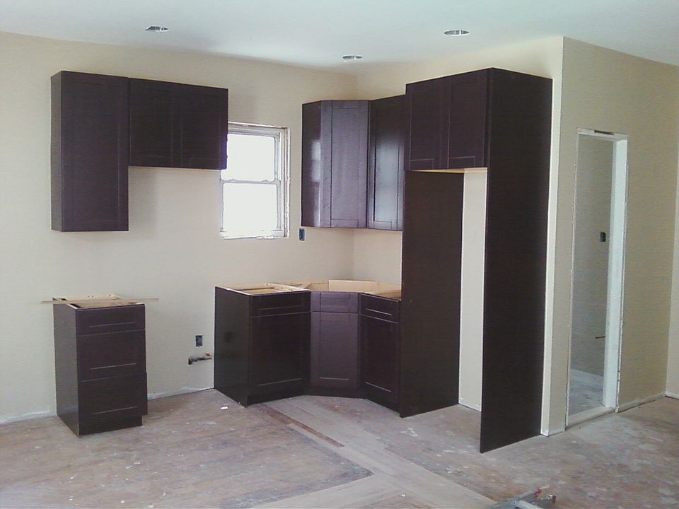 2nd image of 73 Montauk Ave #2