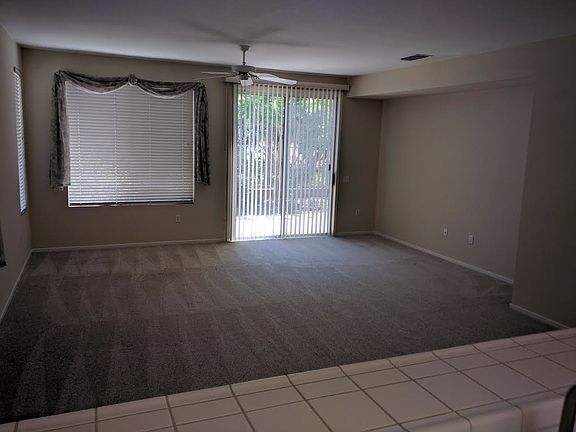 3rd image of 304 Whisperlodge Ct